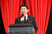 MCを務めた笠井信輔。