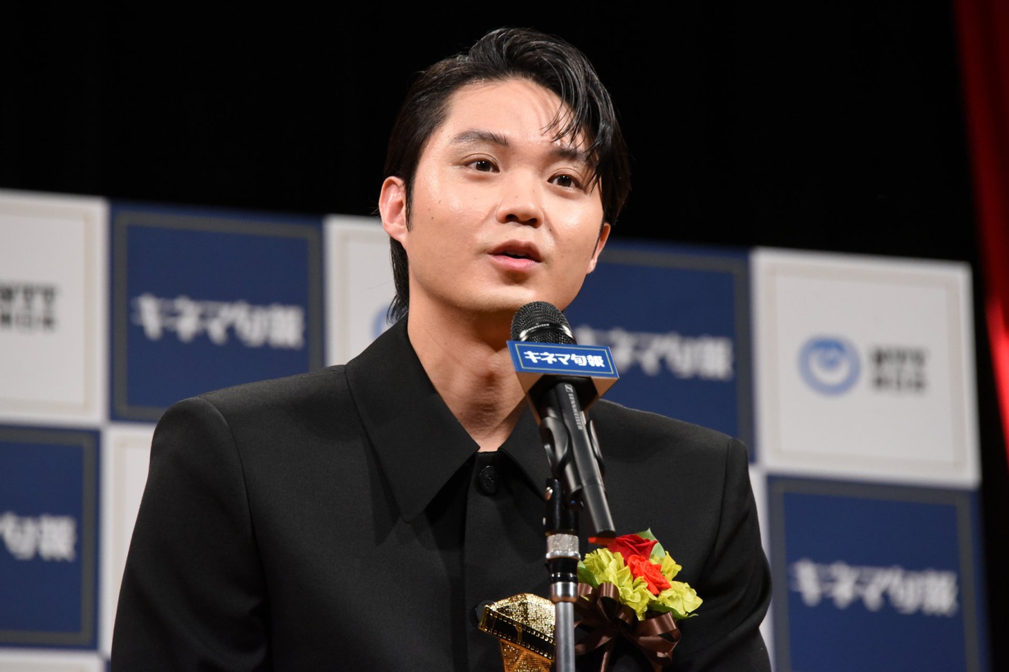 磯村勇斗