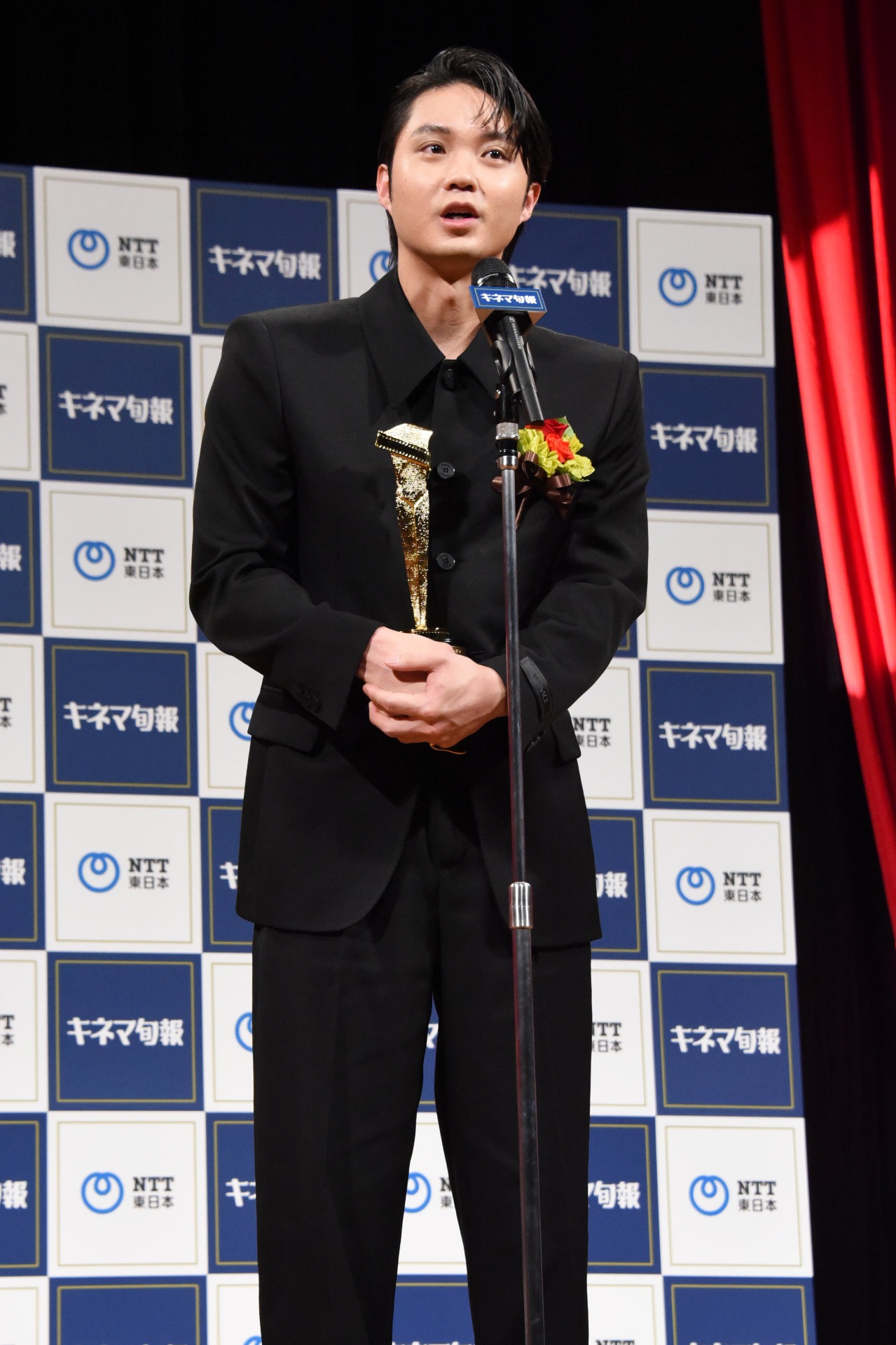磯村勇斗