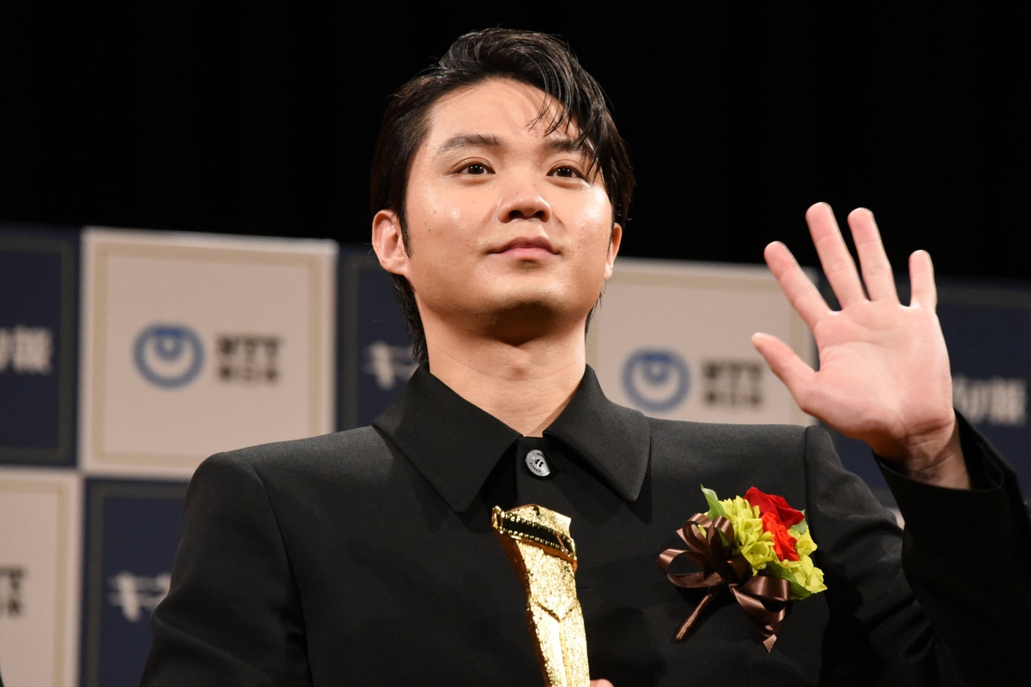 磯村勇斗
