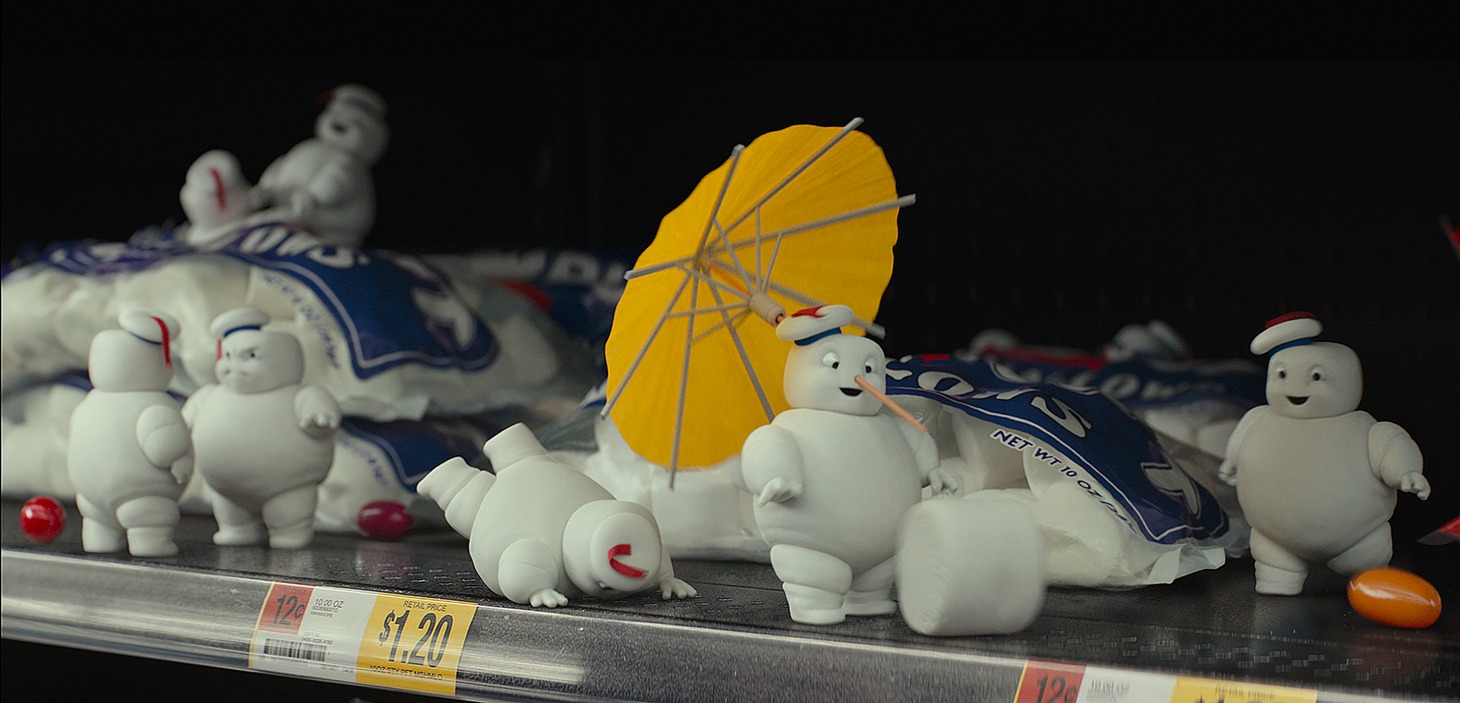 「ゴーストバスターズ／アフターライフ」場面写真 (c) 2021 Columbia Pictures Industries, Inc. and BRON Creative USA, Corp. All Rights Reserved.
"GHOSTBUSTERS" and "GHOST DESIGN" are trademarks of Columbia Pictures Industries, Inc. All Rights Reserved.