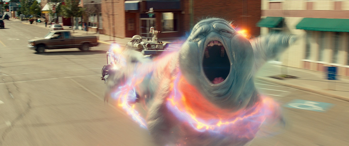 「ゴーストバスターズ／アフターライフ」場面写真 (c) 2021 Columbia Pictures Industries, Inc. and BRON Creative USA, Corp. All Rights Reserved.
"GHOSTBUSTERS" and "GHOST DESIGN" are trademarks of Columbia Pictures Industries, Inc. All Rights Reserved.