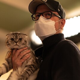 「アーガイル」に出演した猫をブライス・ダラス・ハワードら絶賛、実は監督の愛猫