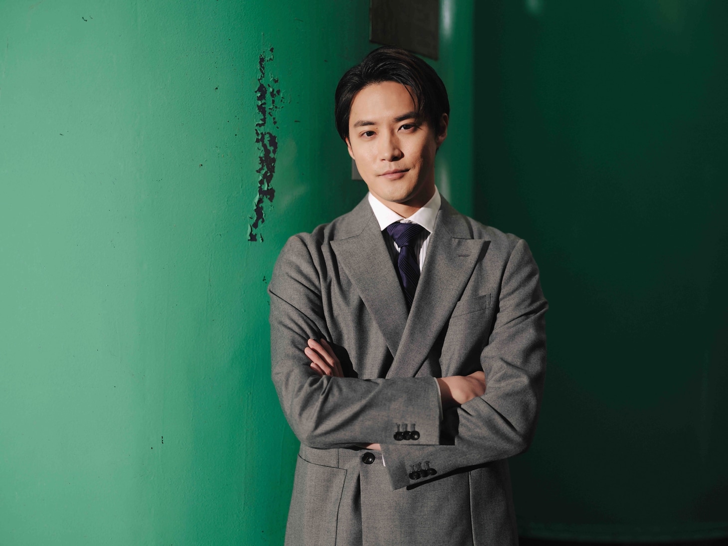 椙本恭介を演じる白石隼也。