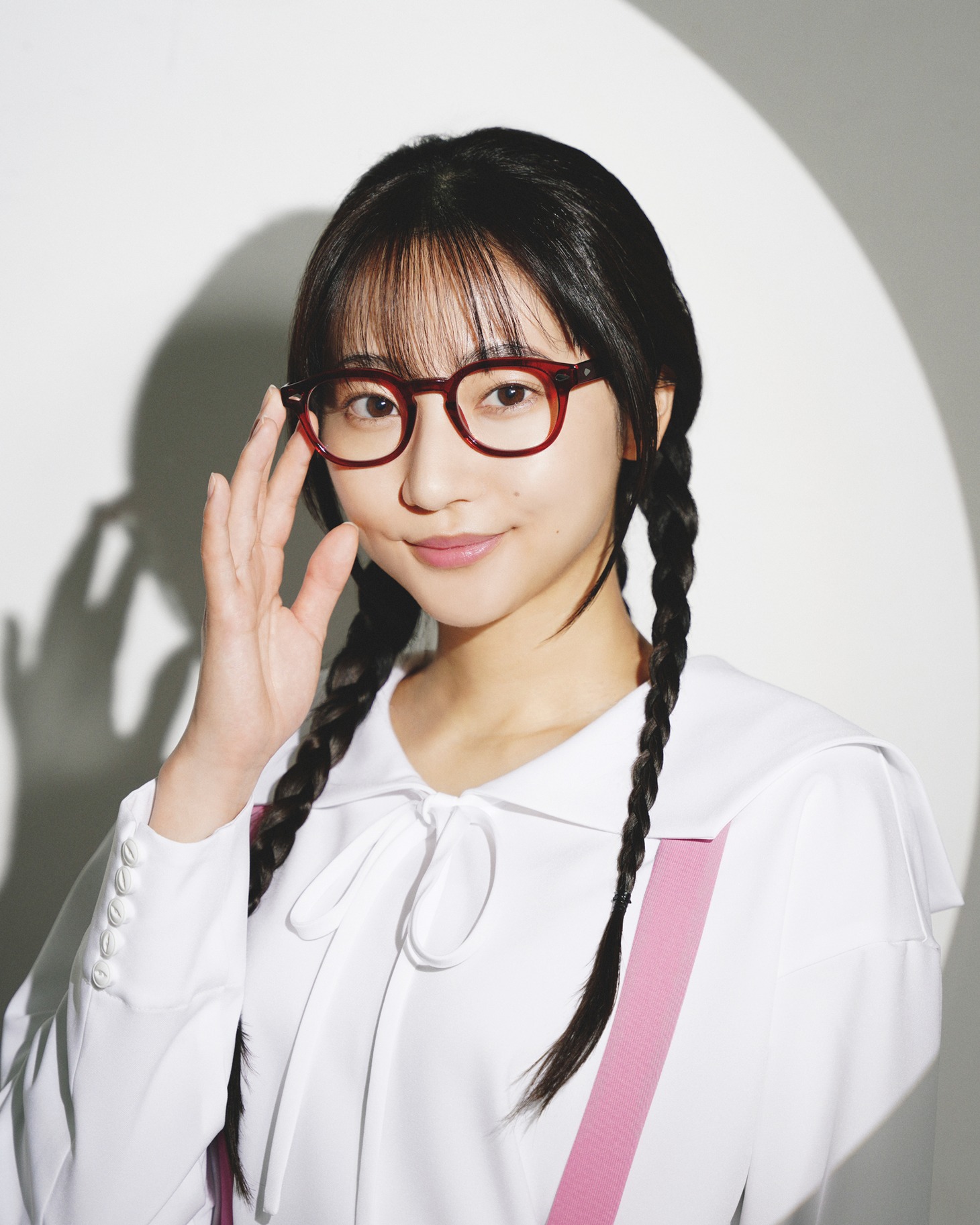 皆実雛子役の武田玲奈。