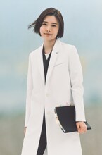 川内ミヤビ役の杉咲花。