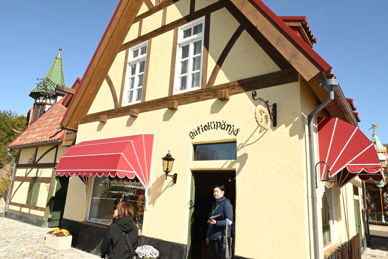 グーチョキパン屋」 - ジブリパーク「魔女の谷」内覧会レポート