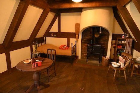 「ハッター帽子店」2階