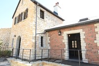 「飛行機乗りの塔」