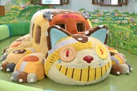 「ネコバスルーム」より。