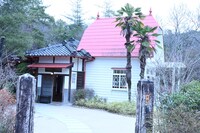 「サツキとメイの家」