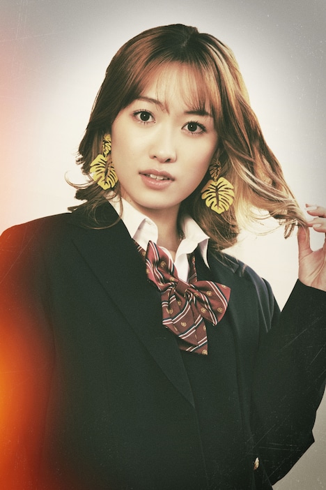 甲原恵理子役の工藤遥。