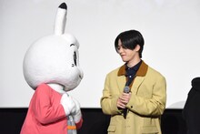 こっそり交流していたみみりん（左）と木全翔也（右）。