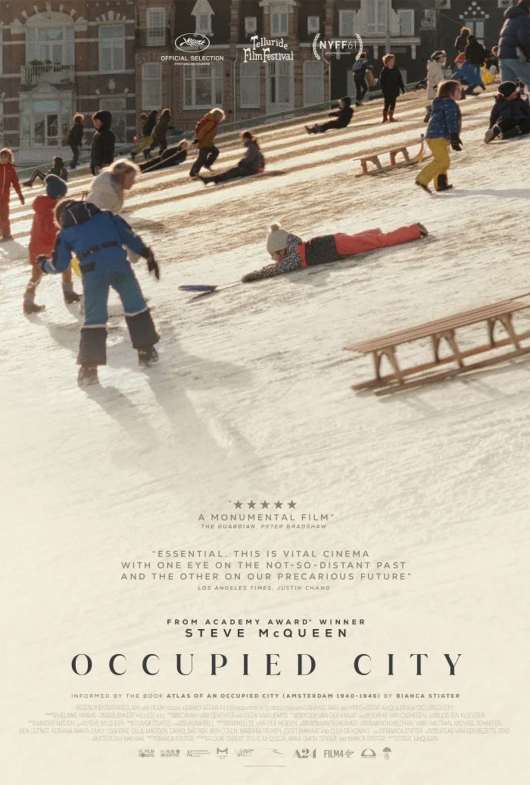 「オキュパイド・シティ（原題：Occupied City）」ポスタービジュアル (c) 2023 DE BEZETTE STAD BY AND OCCUPIED CITY LTD. ALL RIGHTS RESERVED.