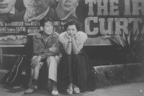 「銀座カンカン娘」場面写真