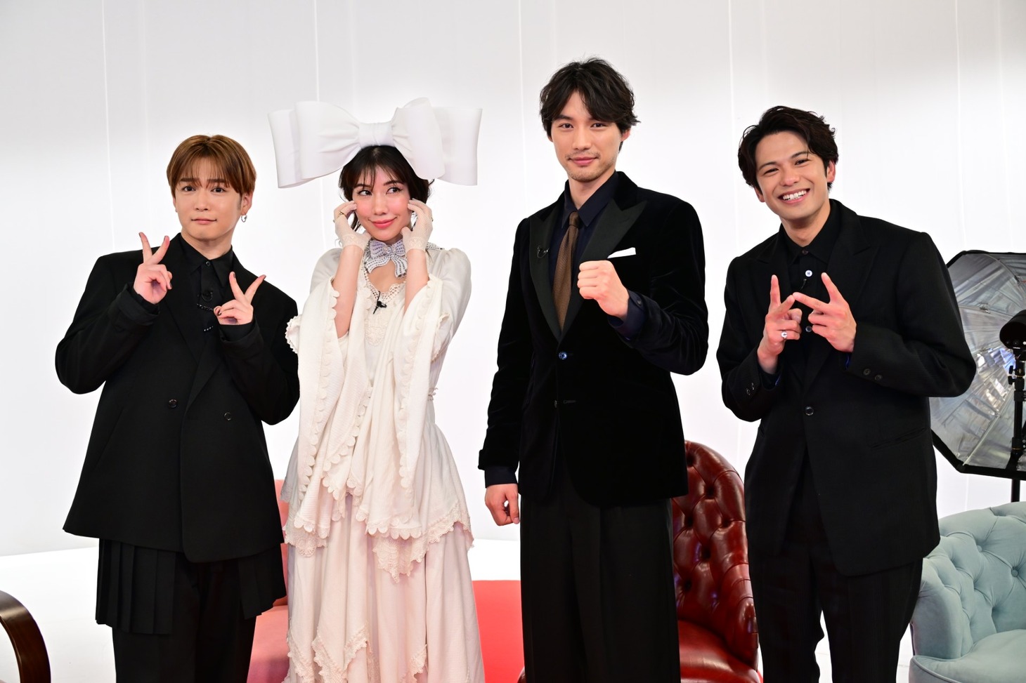 「アクターズ・ショート・フィルム4」完成報告座談会の様子。左から千葉雄大、仲里依紗、福士蒼汰、森崎ウィン。