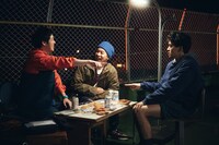 「季節のない街」場面写真