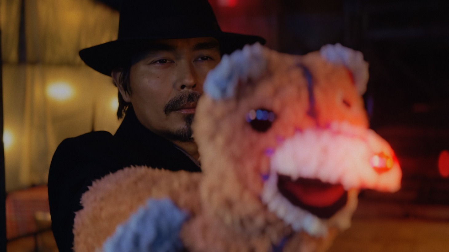「ミッドナイト」場面写真