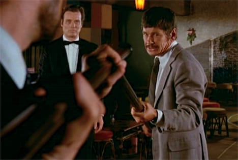 「雨の訪問者」場面写真