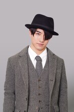 伊達役の福山翔大。