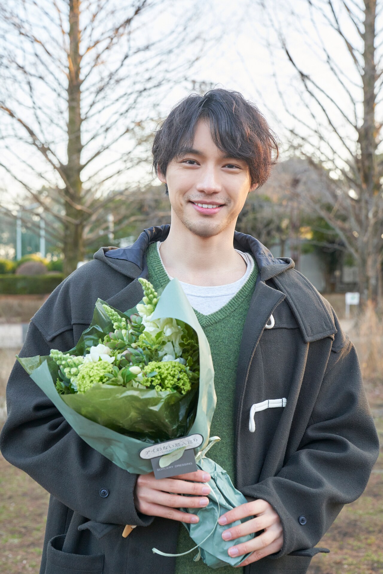 福士蒼汰、岡崎紗絵らと「アイのない恋人たち」クランクアップ「とても楽しく刺激に」