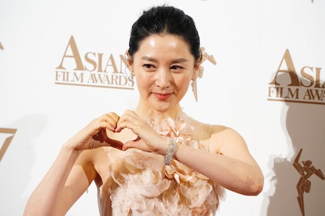 Excellence in Asian Cinema Awardを受賞したイ・ヨンエ。