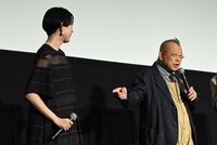 映画「あまろっく」完成披露舞台挨拶の様子。