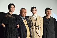 映画「あまろっく」完成披露舞台挨拶の様子。