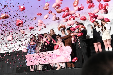 映画「恋わずらいのエリー」前夜祭イベントの様子。