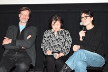 セバスチャン・ローデンバック（左）とキアラ・マルタ（右）。