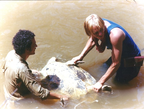 「食人族 -4Kリマスター 2023日本公開完全版-」場面写真
