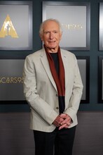 2022年にアカデミー名誉賞を授与されたピーター・ウィアー。（写真提供：Blaine Ohigashi / Avalon / ゼータ イメージ）