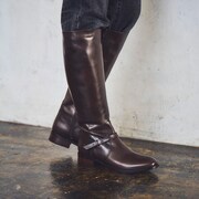 峰不二子モデルのイメージ。