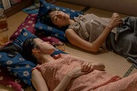 「最初の花の香り」場面写真