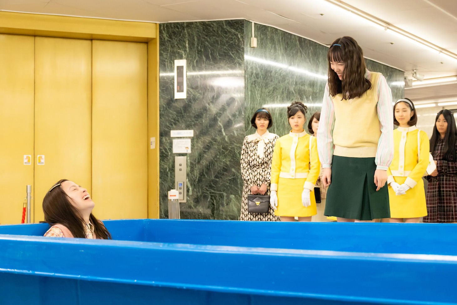 「万博の太陽」新場面写真