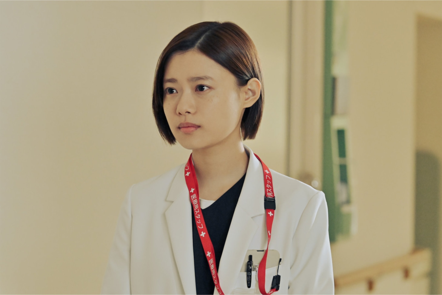 「アンメット ある脳外科医の日記」第1話場面写真