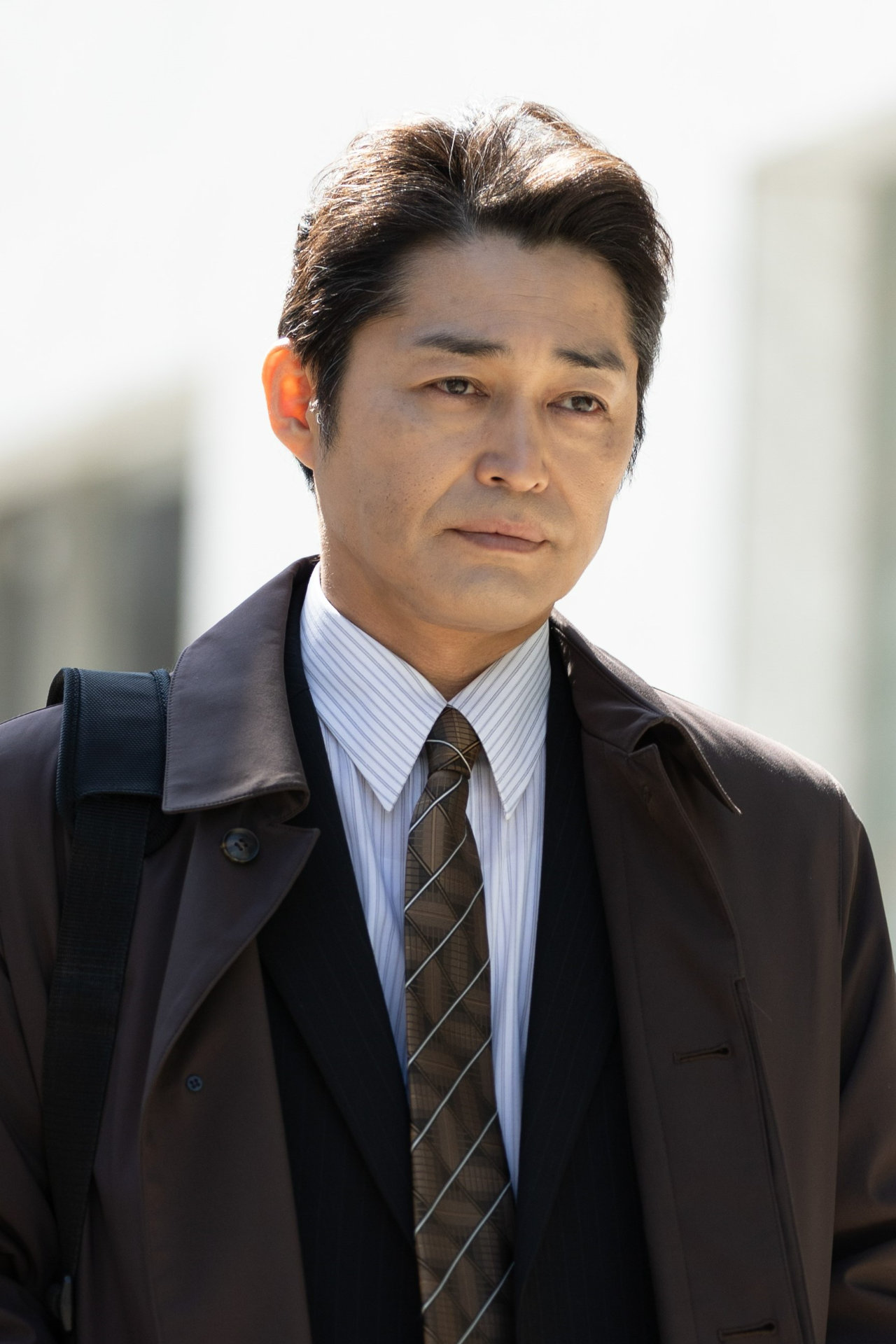 安田顕扮する45歳の広重秋久。