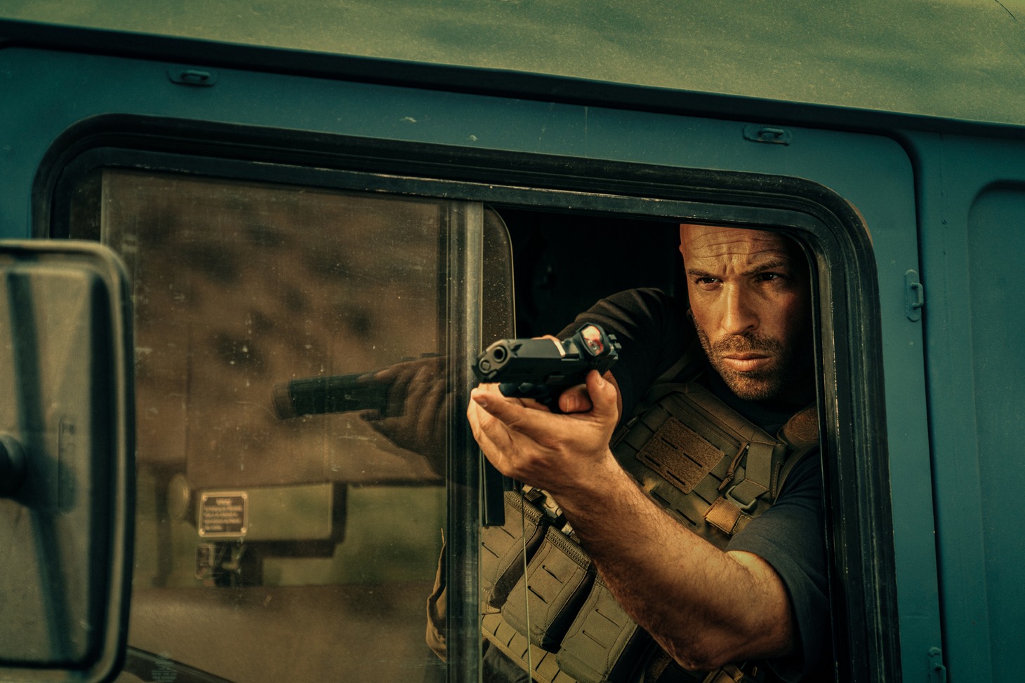 Netflix映画「恐怖の報酬」場面写真