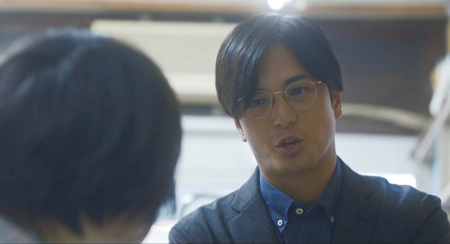 「アディクトを待ちながら」場面写真
