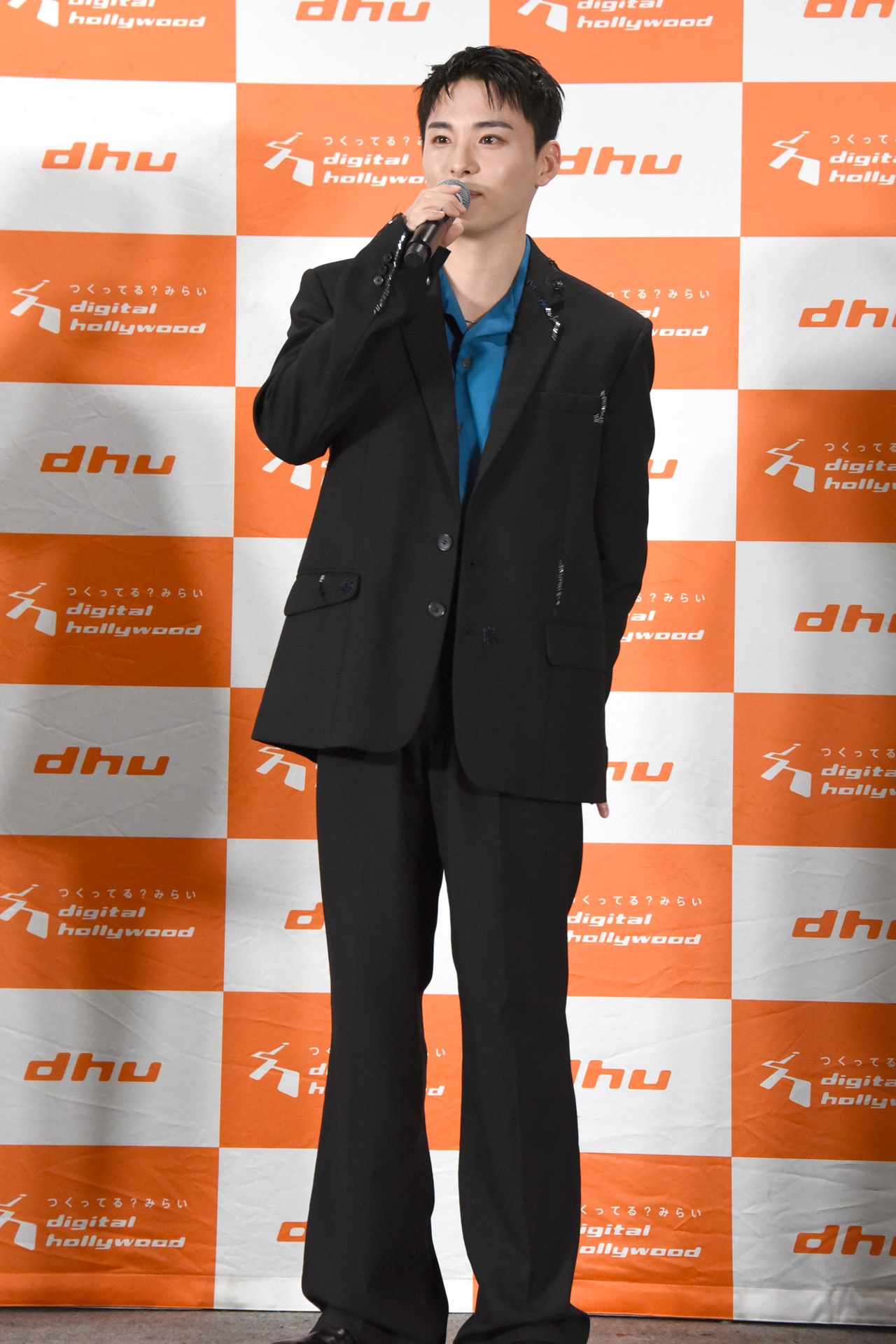 川西拓実