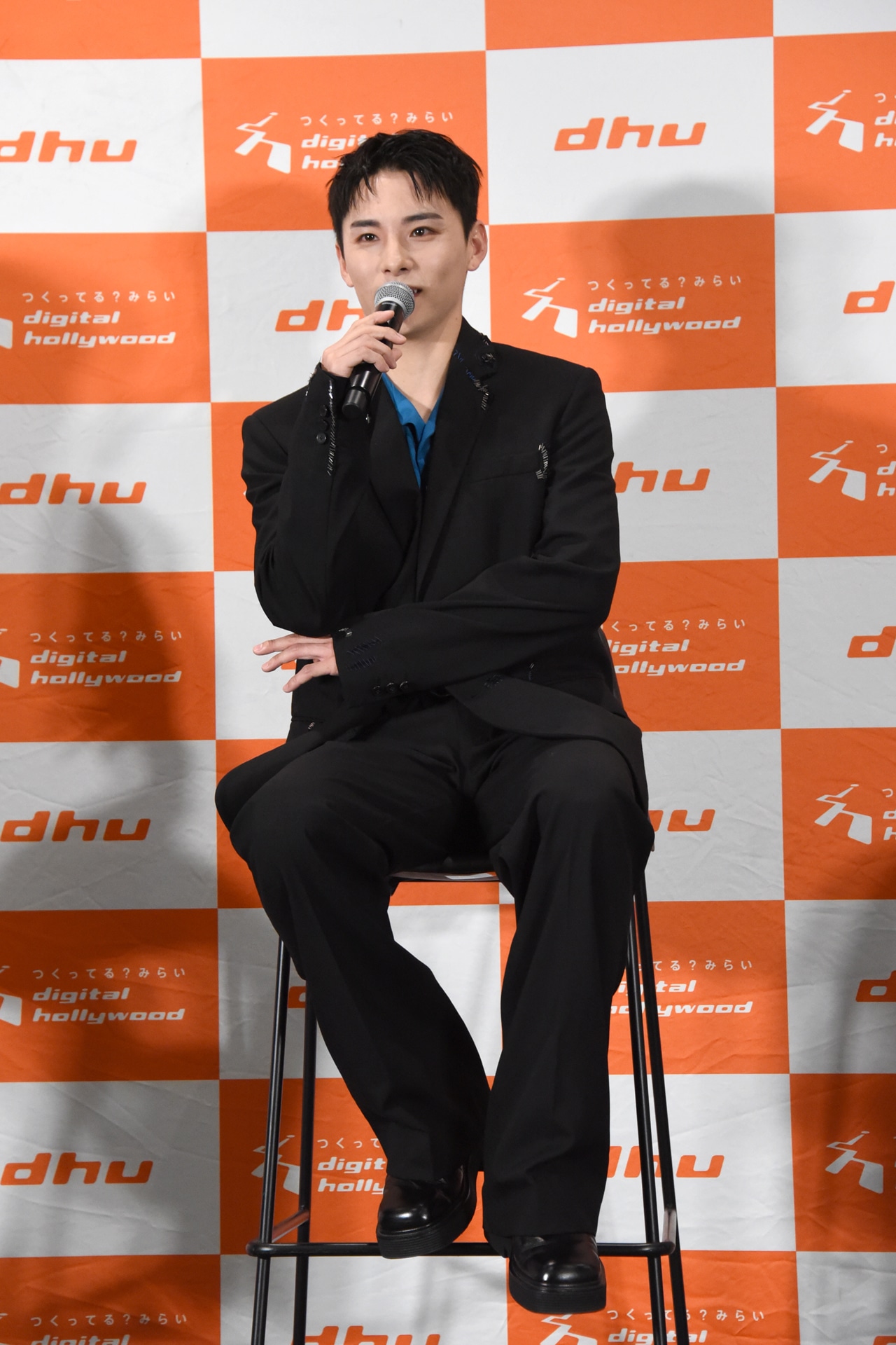 川西拓実
