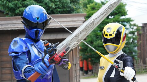 「特捜戦隊デカレンジャーwithトンボオージャー」場面写真