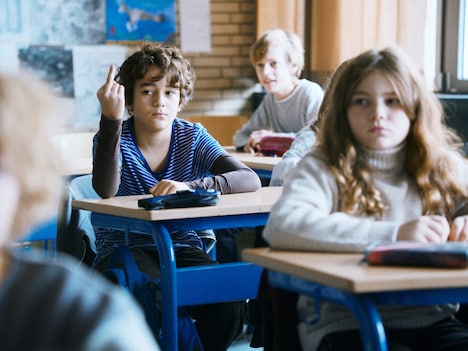 「ありふれた教室」場面写真