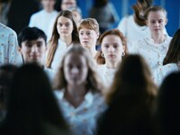 「ありふれた教室」場面写真