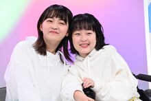左から伊藤万理華、和合由依