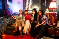 「HEART ATTACK」場面写真