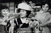 「若い娘たち」場面写真