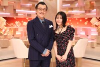 左から吉田鋼太郎、高畑充希。