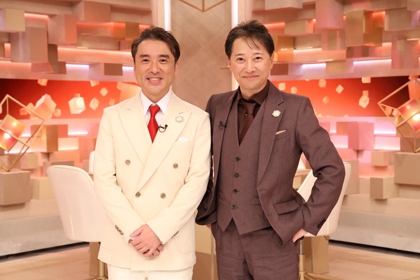 左からムロツヨシ、中居正広。