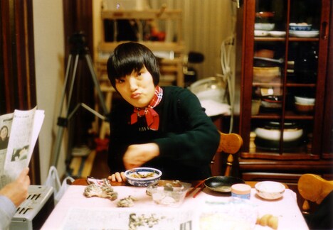 「花子」場面写真 (c)2001 シグロ